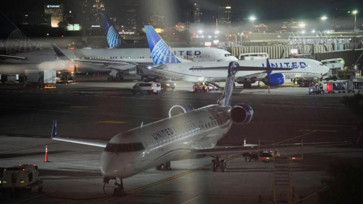 Μεγάλες καθυστερήσεις σε διεθνή αεροδρόμια των ΗΠΑ, λόγω της παράλυσης του ομοσπονδιακού κράτους