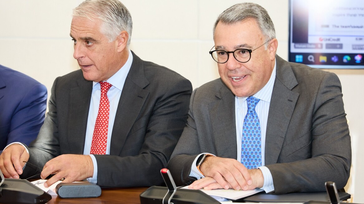 UniCredit: Αυξάνει στο 29,5% το ποσοστό της στην Alpha Bank