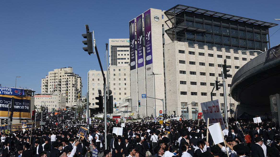 Τραγωδία στην Ιερουσαλήμ: 15χρονο αγόρι έπεσε από πολυώροφο κτίριο και σκοτώθηκε - Δείτε βίντεο
