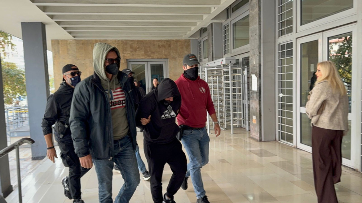 Συναινούν στην έκδοσή τους στην Κύπρο οι δύο 28χρονοι που κατηγορούνται για τη δολοφονία του Κύπριου επιχειρηματία