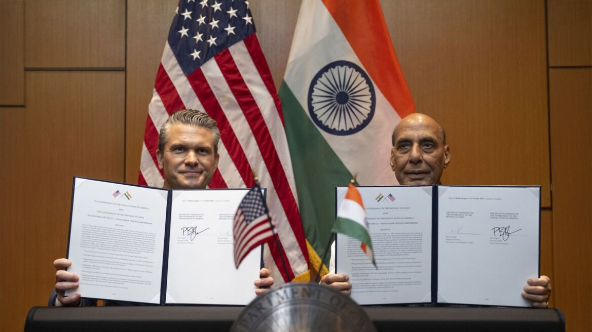 ΗΠΑ και Ινδία υπέγραψαν δεκαετές πλαίσιο αμυντικής συμφωνίας
