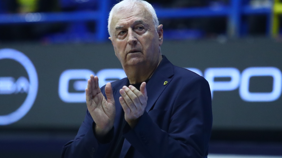 ΑΕΚ: Δεν έκανε δηλώσεις ο Σάκοτα μετά την ήττα από το Περιστέρι - Παράπονα της Ένωσης για τους διαιτητές - Βίντεο 