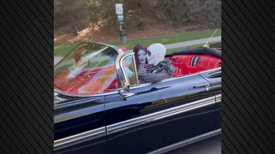 Κόρτνεϊ Καρντάσιαν - Τράβις Μπάρκερ: Μεταμφιέστηκαν σε Σάλι και Τζακ Σκέλινγκτον από το  «The Nightmare Before Christmas»