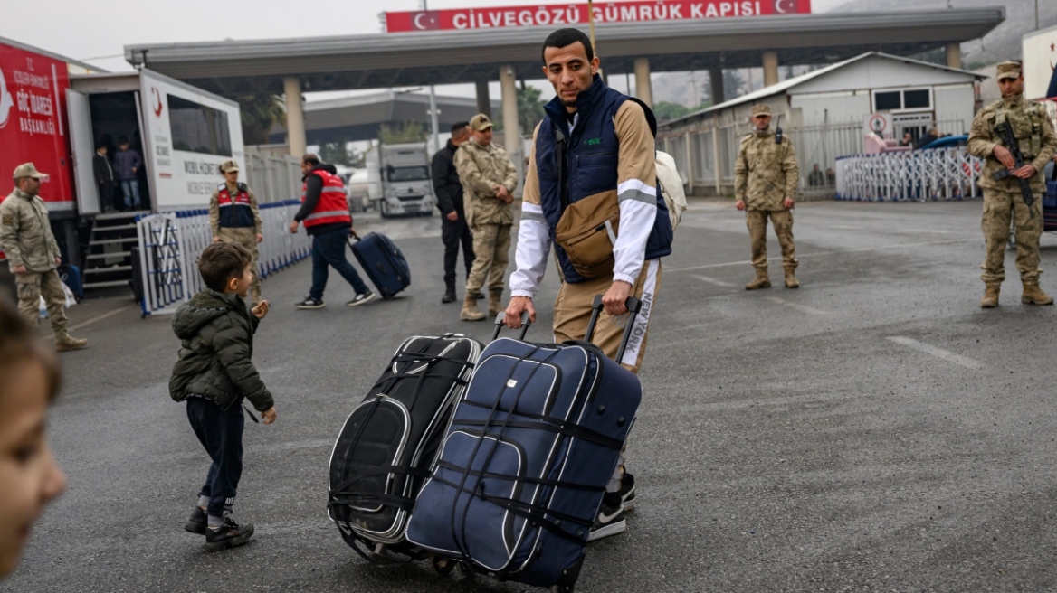 Τουρκία: 550.000 Σύροι πρόσφυγες επέστρεψαν στη χώρα τους μετά την πτώση του Άσαντ