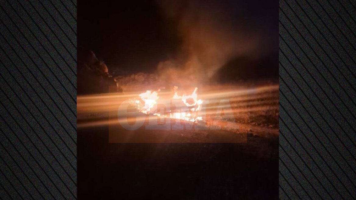 Βίντεο ντοκουμέντο από τη στιγμή που καίγεται το τζιπ των εκτελεστών του Γιάννη Λάλα στην Αράχωβα