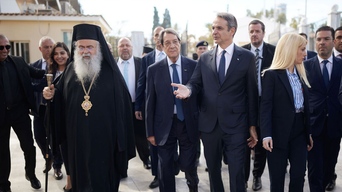 Στο 12ο ετήσιο μνημόσυνο του Γλαύκου Κληρίδη ο Κυριάκος Μητσοτάκης -  Τιμούμε έναν ηγέτη που με το όραμά του διαμόρφωσε τη σύγχρονη Κύπρο 