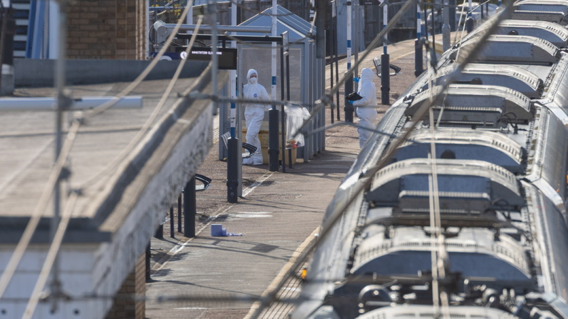 Ποιος είναι ο δράστης της επίθεσης σε τρένο στο Λονδίνο - Ύποπτος και για άλλες τρεις επιθέσεις