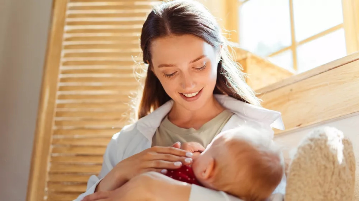 Θηλασμός: Η διατροφή της μητέρας «εγγυάται» ποιοτικό μητρικό γάλα