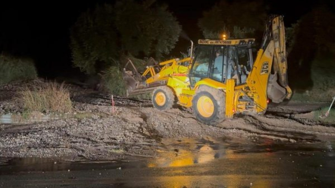 Πλημμύρισε η εθνική οδός και έκλεισε η ανατολική είσοδος του Αγίου Κωνσταντίνου - Δείτε βίντεο