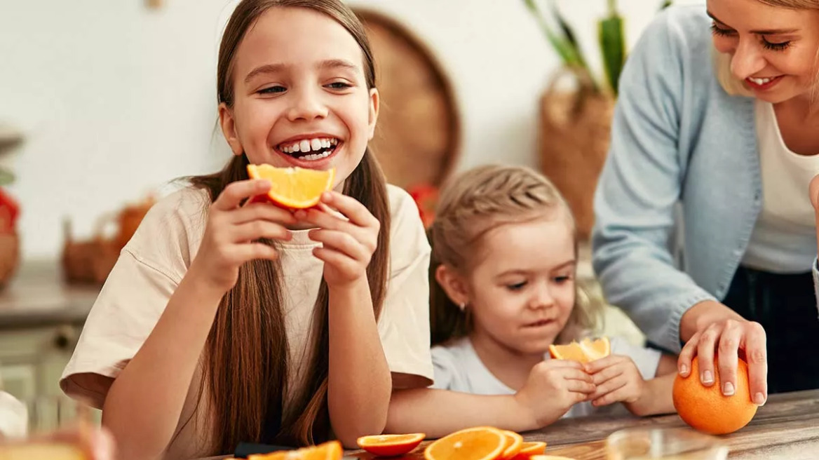 Mανταρίνι ή πορτοκάλι; Ποιο είναι πιο θρεπτικό και καλύτερο τονωτικό για το ανοσοποιητικό