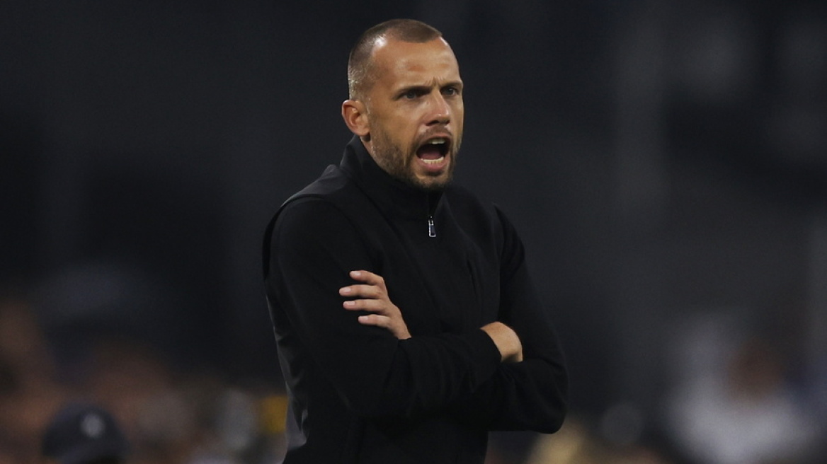 Ο Άγιαξ απέλυσε τον Χέιτινγκα και σκέφτεται τη λύση Τεν Χάγκ