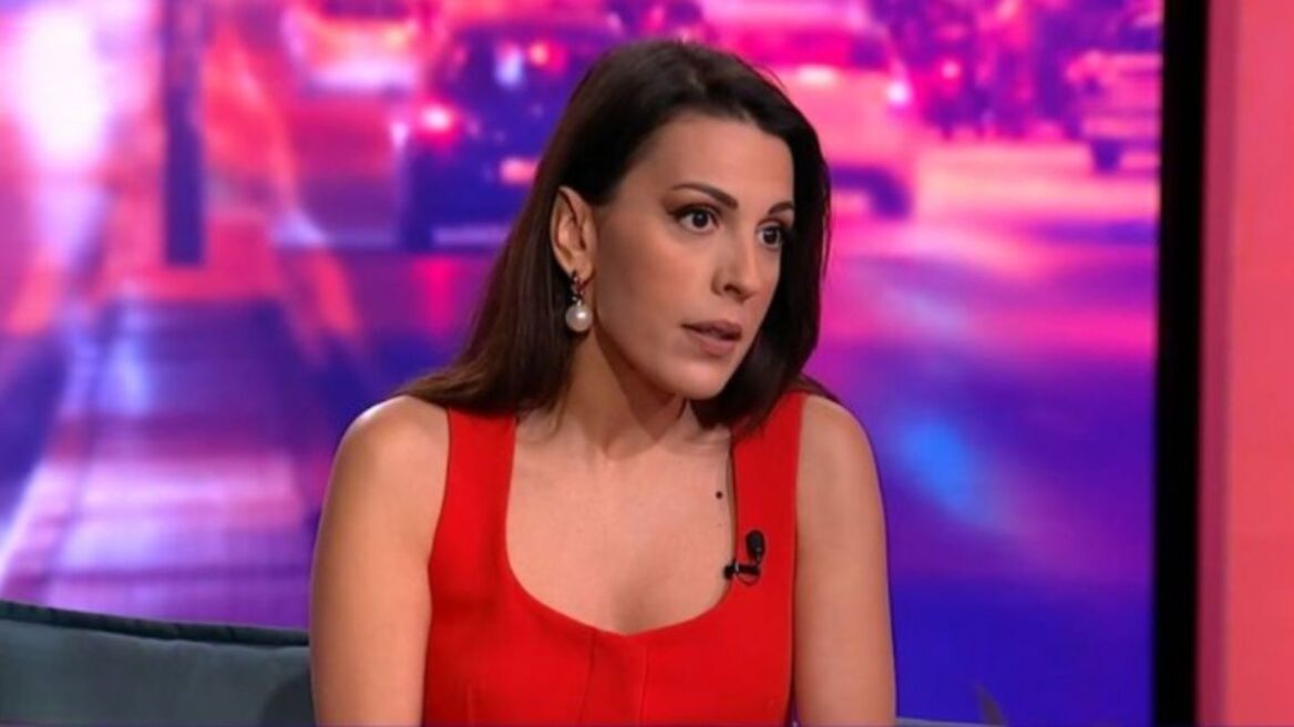 Άννα Μενενάκου: Δεν ξέρω τι σκοπούς έχει η τηλεόραση, από το πρωί μέχρι το βράδυ βλέπω τόση βία και κίτρινο πράγμα