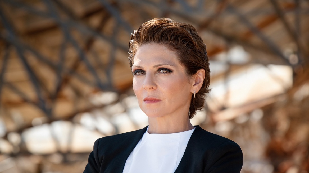 Έλλη Στάη και Παύλος Τσίμας στον πρώτο τους θεατρικό ρόλο σε σκηνοθεσία Ταμίλλα Κουλίεβα