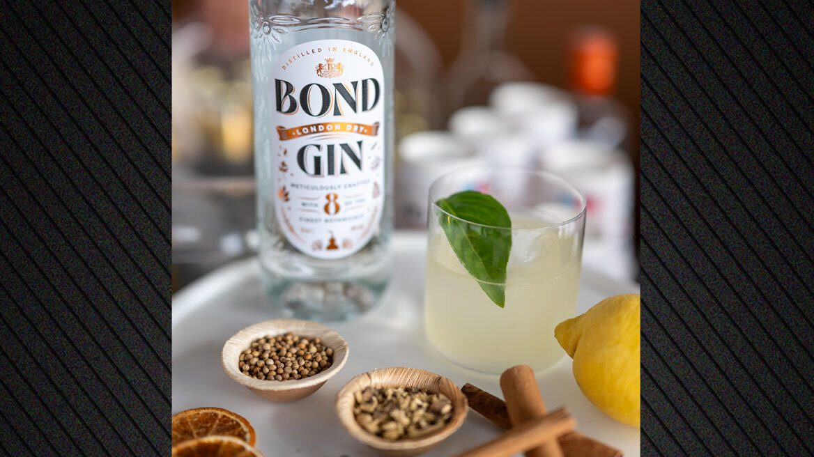 Η ΑΜΒΥΞ παρουσιάζει το νέο Bond London Dry Gin