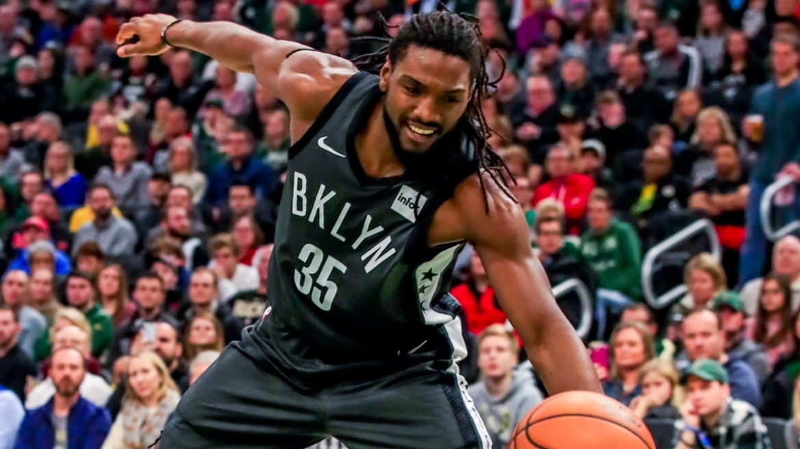 Παναθηναϊκός: Κλείνει τον Κένεθ Φαρίντ και πάει για ακόμα έναν σέντερ