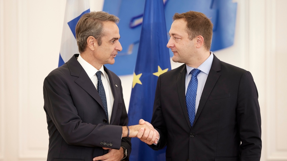 Ο Μητσοτάκης συναντήθηκε με τον Ευρωπαίο Επίτροπο Γεωργίας - «Υπάρχει δέσμευση για την επίλυση όλων των προβλημάτων του παρελθόντος»