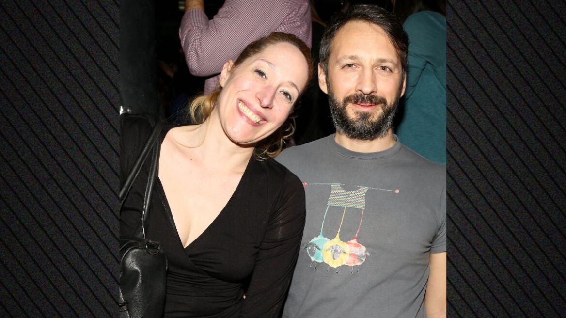 Κόρα Καρβούνη για την προσωπική της ζωή: Δεν άλλαξε κάτι ο γάμος, αισθανόμουν ανέκαθεν δεσμευμένη με αυτόν τον άνθρωπο