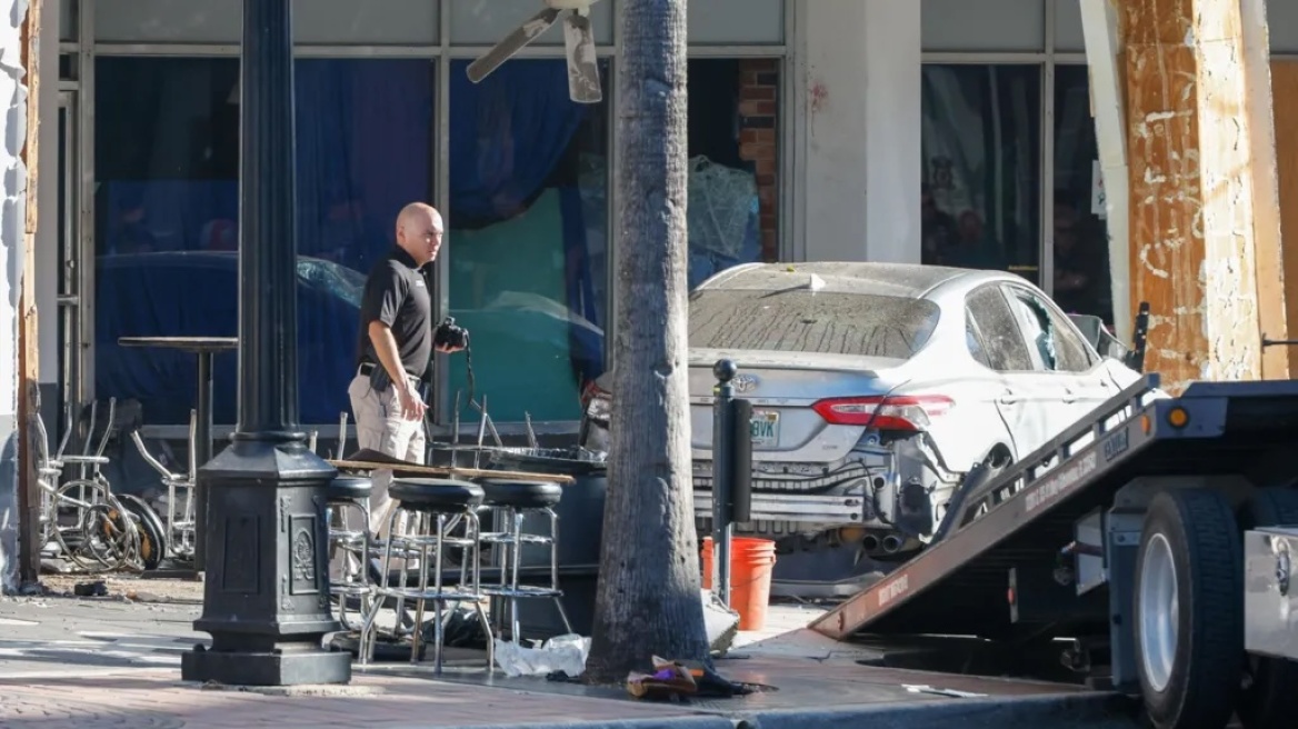 Αυτοκίνητο έπεσε πάνω σε μπαρ στη Τάμπα της Φλόριντας - Τέσσερις νεκροί, πάνω από 10 τραυματίες