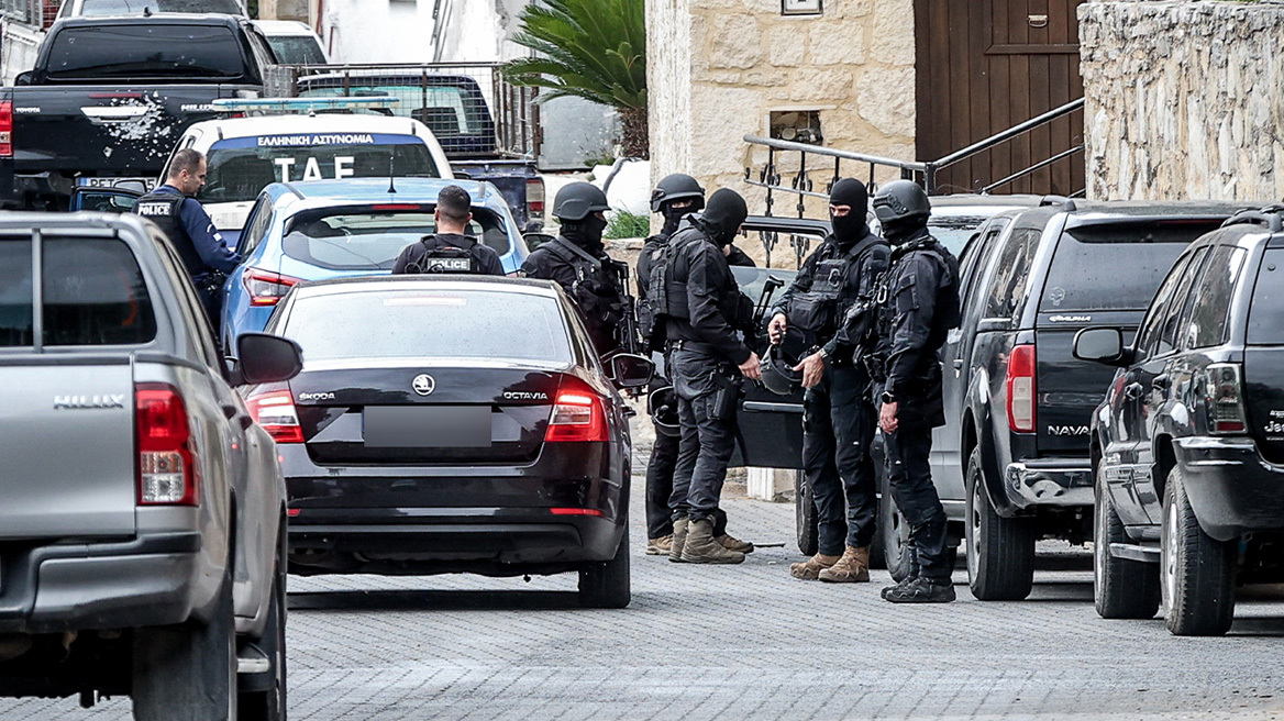 Βορίζια: Απολογήθηκαν και προφυλακίστηκαν τα τρία αδέρφια που κατηγορούνται για το μακελειό