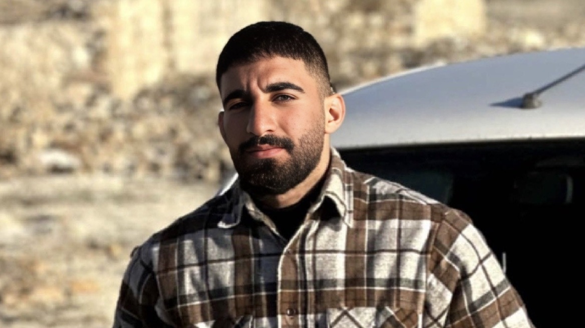 Οργή στο Ιράν για τον θάνατο 20χρονου που έκαψε φωτογραφία του Χαμενεΐ - «Αυτοκτονία» λέει η Τεχεράνη, «τον σκοτώσατε» απαντούν ακτιβιστές