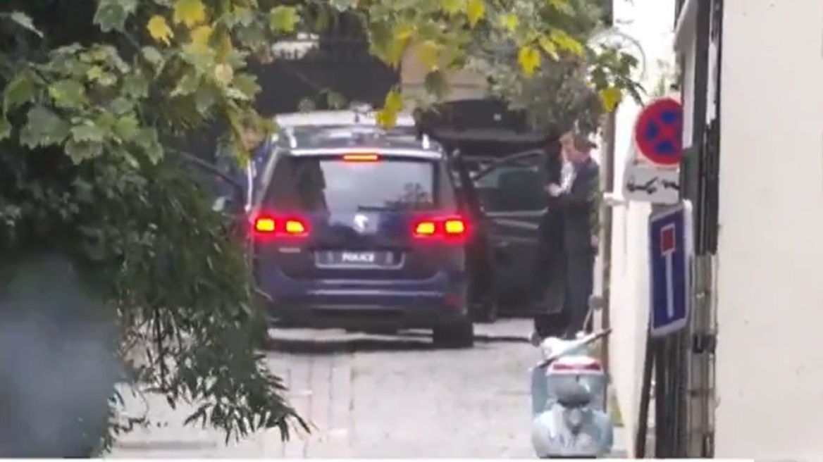 Αποχώρησε από τη φυλακή ο Σαρκοζί - Τον παρέλαβε αυτοκίνητο στο οποίο βρισκόταν και η Μπρούνι, δείτε βίντεο