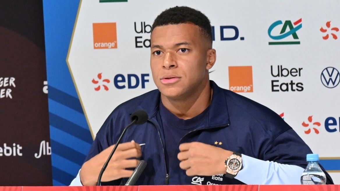 «Υπάρχουν πολύ πιο σημαντικά πράγματα από το Παγκόσμιο Κύπελλο»: Η συγκινητική αναφορά Εμπαπέ στα θύματα των επιθέσεων της 13ης Νοεμβρίου 2015
