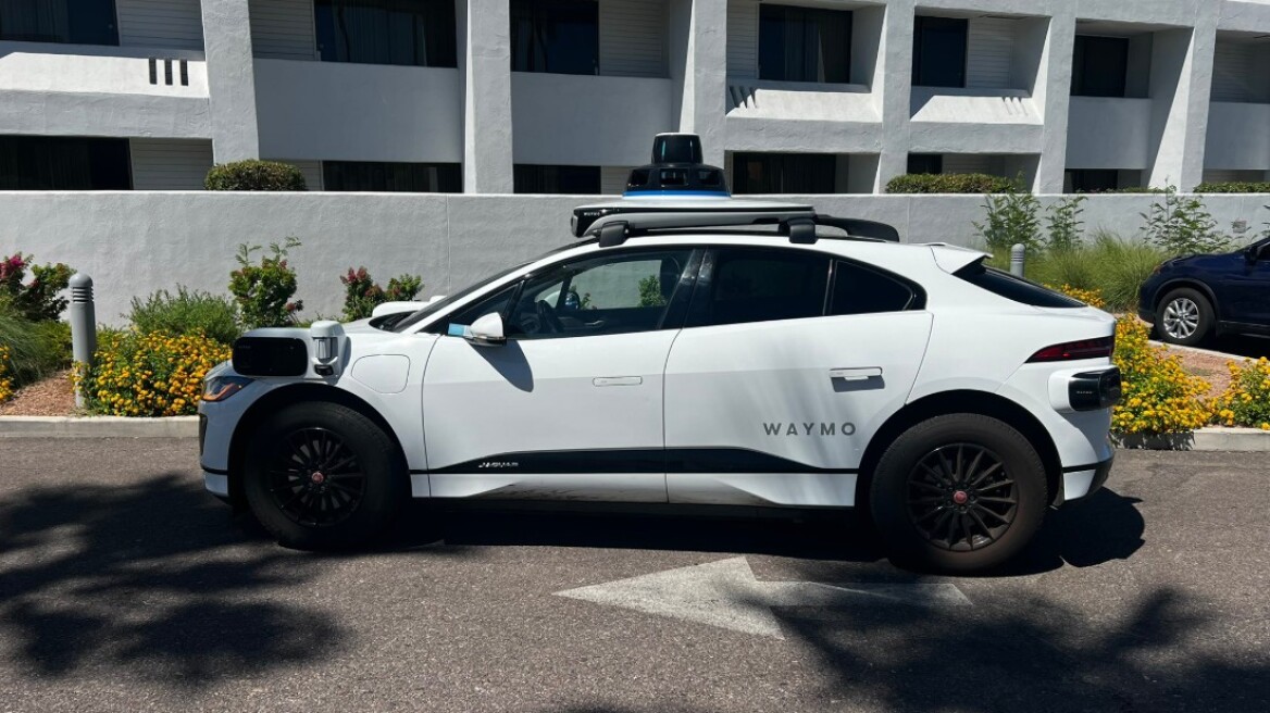 Ρομποτικά ταξί βγαίνουν στους αυτοκινητοδρόμους σε Σαν Φρανσίσκο, Φοίνιξ και Λος Άντζελες