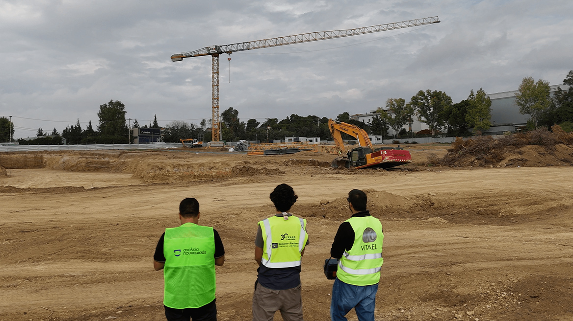 Παρουσίαση της εκπαιδευτικής πρότασης των σχολείων Πουκαμισάς και πρόοδος εργασιών κατασκευής
