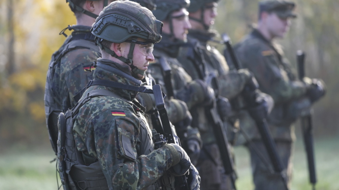 Συμβιβασμός CDU και SPD στη Γερμανία για τη στρατιωτική θητεία
