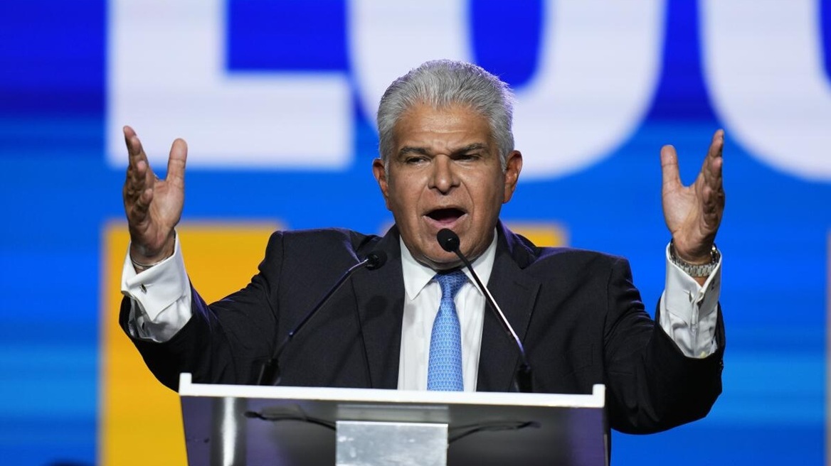 Oι ασκήσεις των αμερικανικών ενόπλων δυνάμεων δεν απειλούν τη Βενεζουέλα, λέει ο πρόεδρος του Παναμά