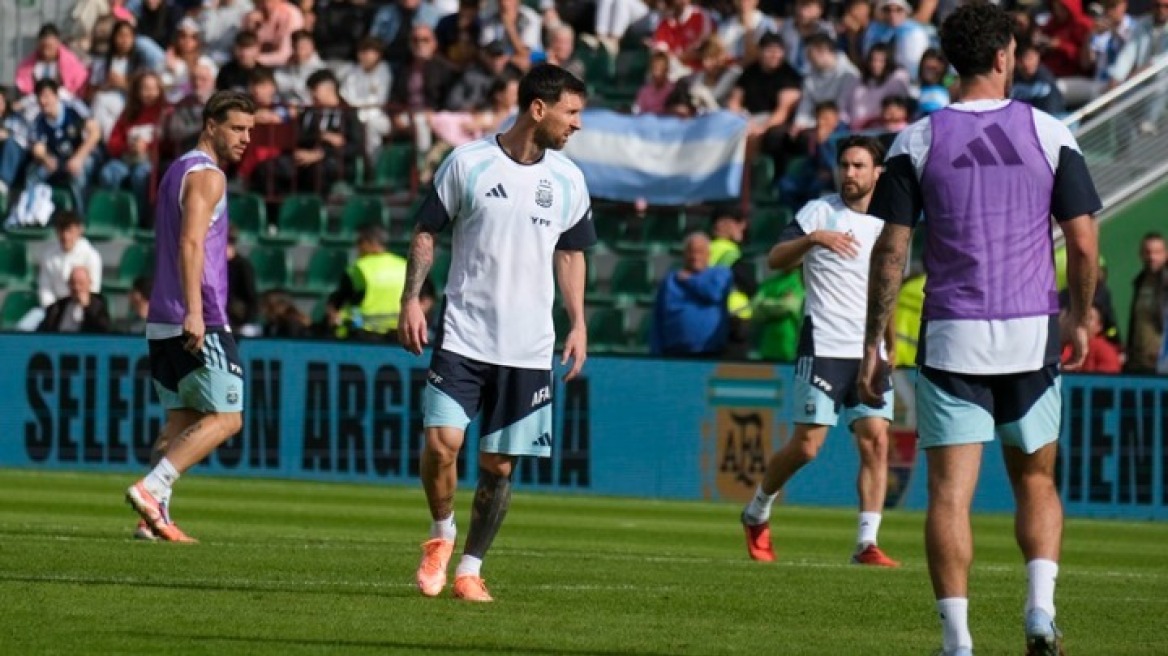 Περισσότεροι από 20.000 φίλαθλοι στην προπόνηση της Αργεντινής για να δουν τον Μέσι
