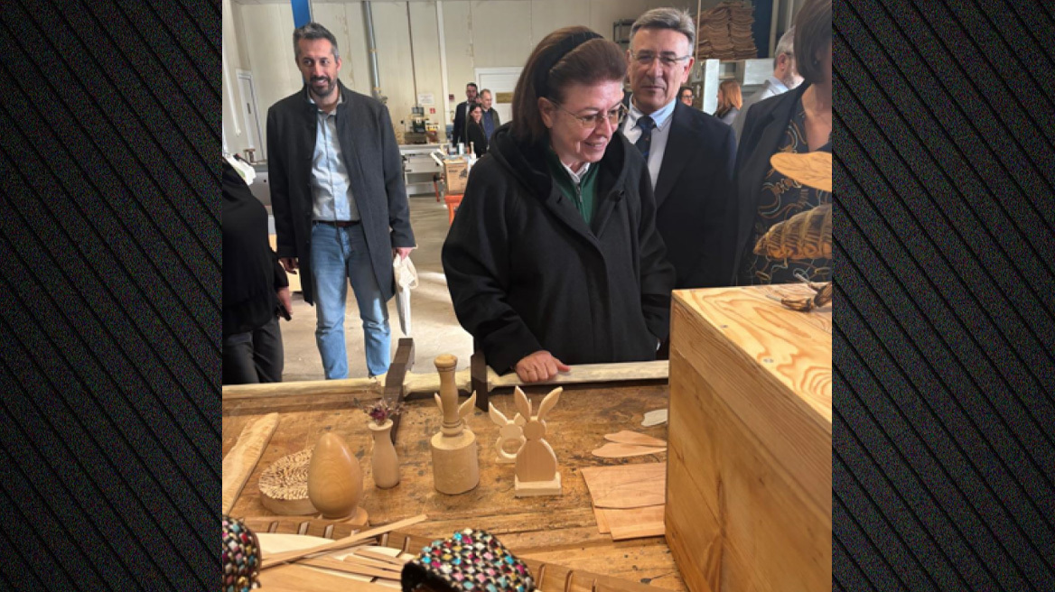 Λίνα Μενδώνη: Μάς ενδιαφέρει η ελληνική χειροτεχνία ως μοχλός ανάπτυξης της ελληνικής περιφέρειας