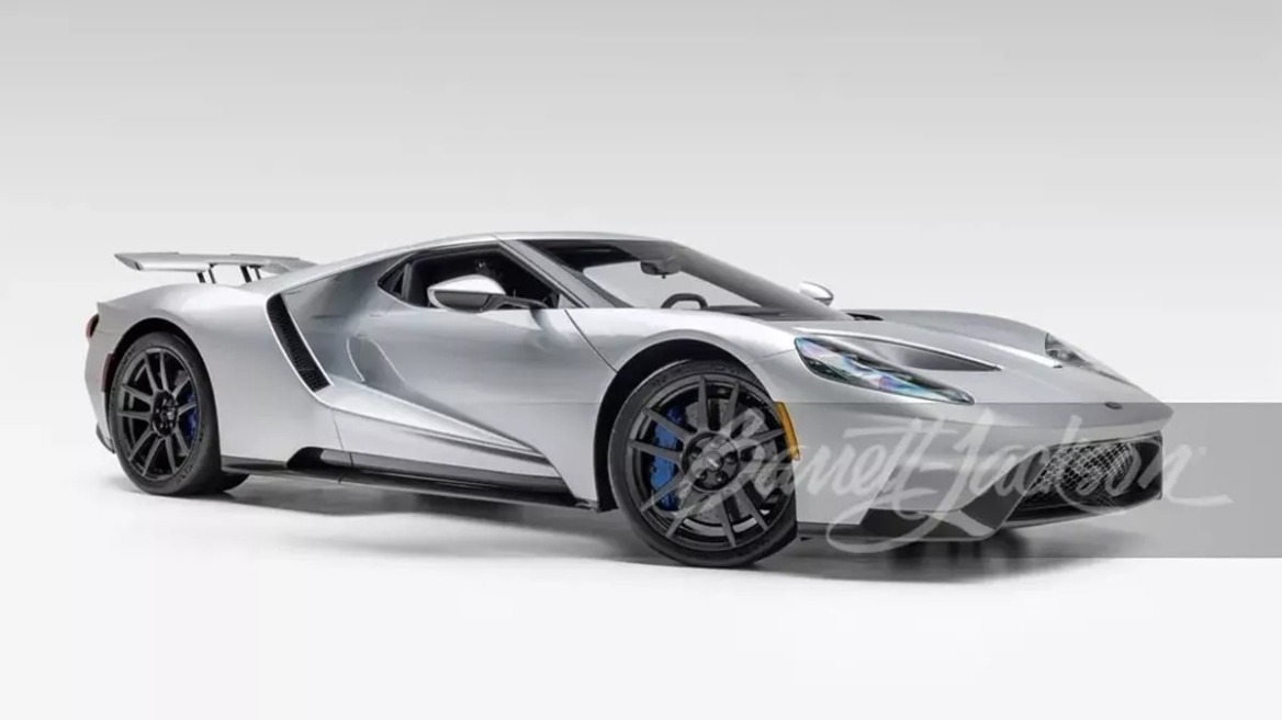Σε δημοπρασία ένα συλλεκτικό Ford GT