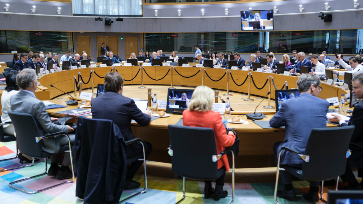 Νέους ενεργειακούς φόρους ζητά η Κομισιόν: «Όχι» από Πιερρακάκη - Τα 4 επιχειρήματα στο Ecofin για την Ελλάδα