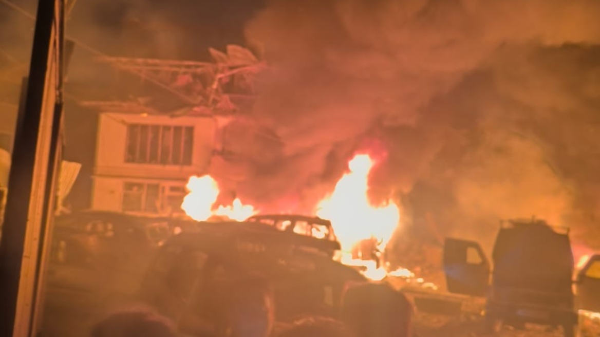 Τουλάχιστον 7 νεκροί και 27 τραυματίες από την ισχυρή έκρηξη σε αστυνομικό τμήμα της Ινδίας - Βίντεο