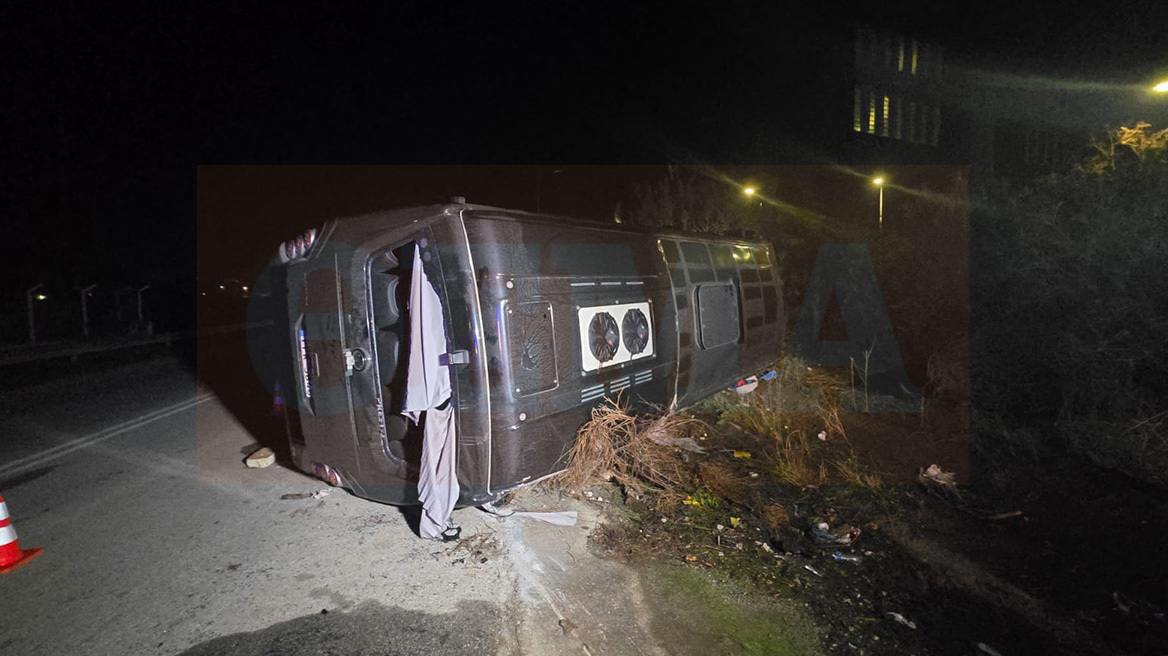 Ελιγμό για να αποφύγει σκύλο έκανε ο οδηγός του λεωφορείου που ανατράπηκε στον Βόλο