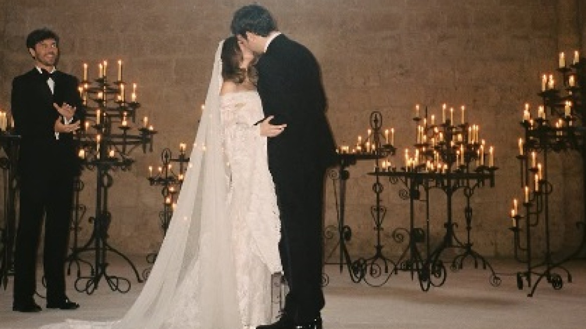 Stella Banderas: Μοιράστηκε στο instagram φωτογραφίες από τον γάμο της στην Ισπανία
