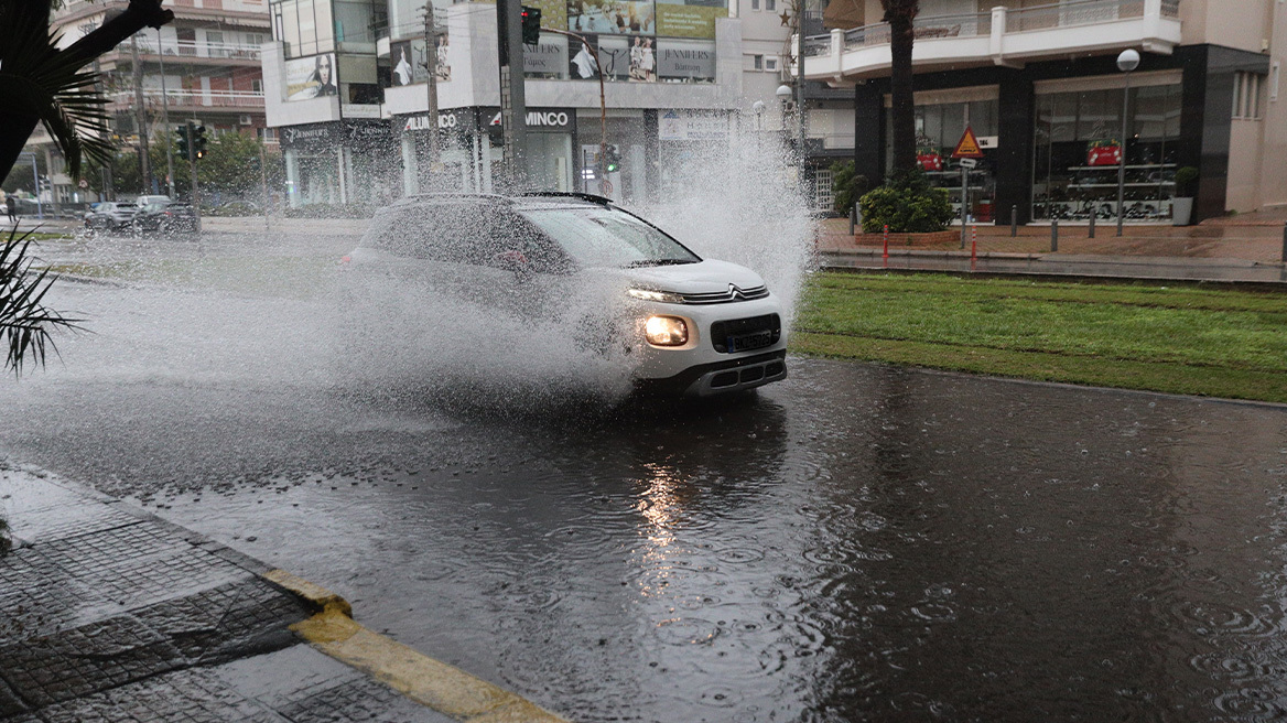 Καιρός: Έρχονται διαδοχικά κύματα βροχών στη δυτική Ελλάδα, λέει ο Αρναούτογλου - Πού χρειάζεται προσοχή