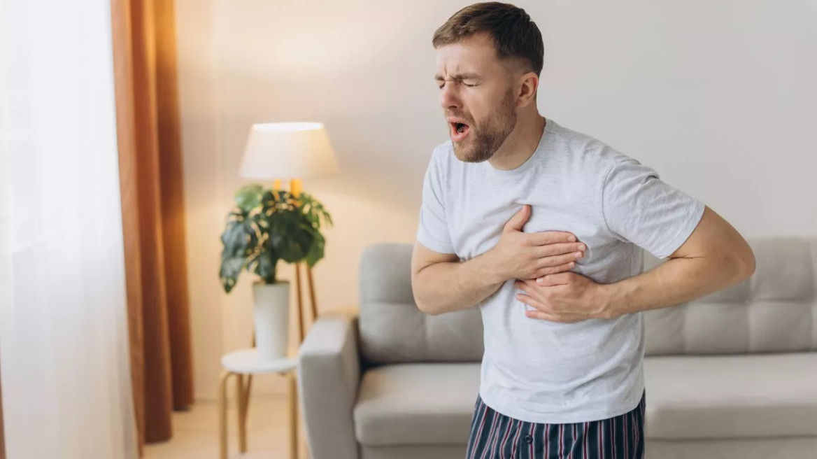 Αιφνίδιος καρδιακός θάνατος: «Χτυπά» 20χρονους και 30χρονους – Το σύμπτωμα που προειδοποιεί
