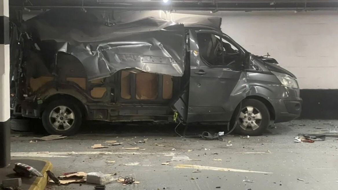 Συναγερμός στο Λονδίνο για έκρηξη σε βαν σε υπόγειο πάρκινγκ- Πληροφορίες για έναν τραυματία