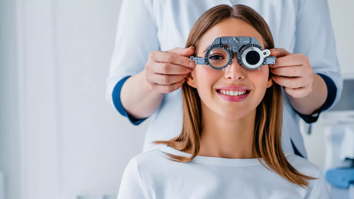 Όραση: Φροντίζουμε τα μάτια σε κάθε ηλικία – Ο ειδικός συμβουλεύει
