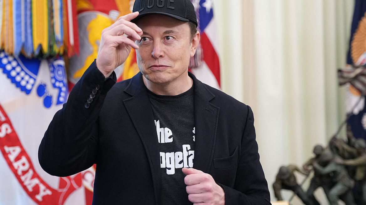 O Ίλον Μασκ απαντά στην Μπίλι Άιλις πέντε μέρες μετά τον χαρακτηρισμό «Άθλιος»: «Δεν είναι και η πιο έξυπνη»