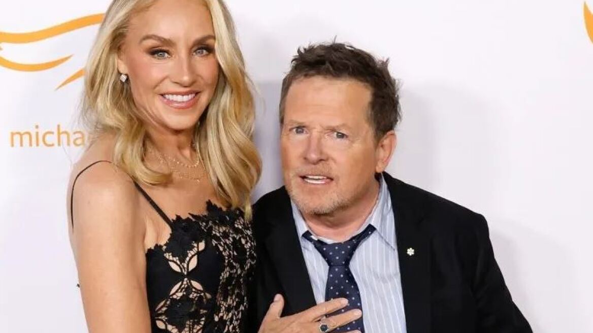 Μάικλ Φοξ: Σπάνια εμφάνιση με τη γυναίκα και τα τέσσερα παιδιά του
