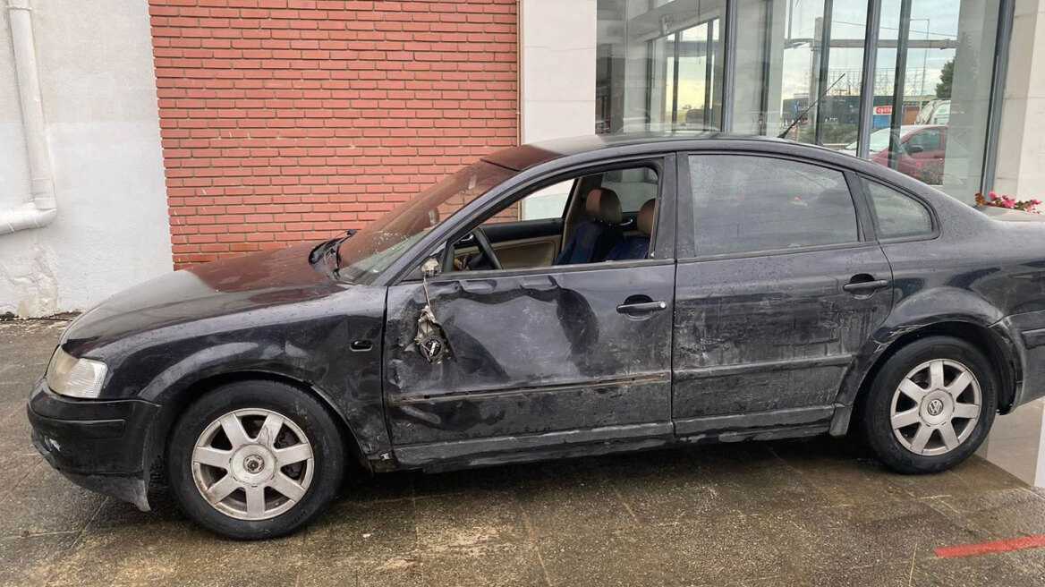 Θεσσαλονίκη: Τρεις τραυματίες από παράσυρση στην Εθνική προς Καβάλα - Φορτηγό χτύπησε πεζό που είχε σταματήσει λόγω βλάβης