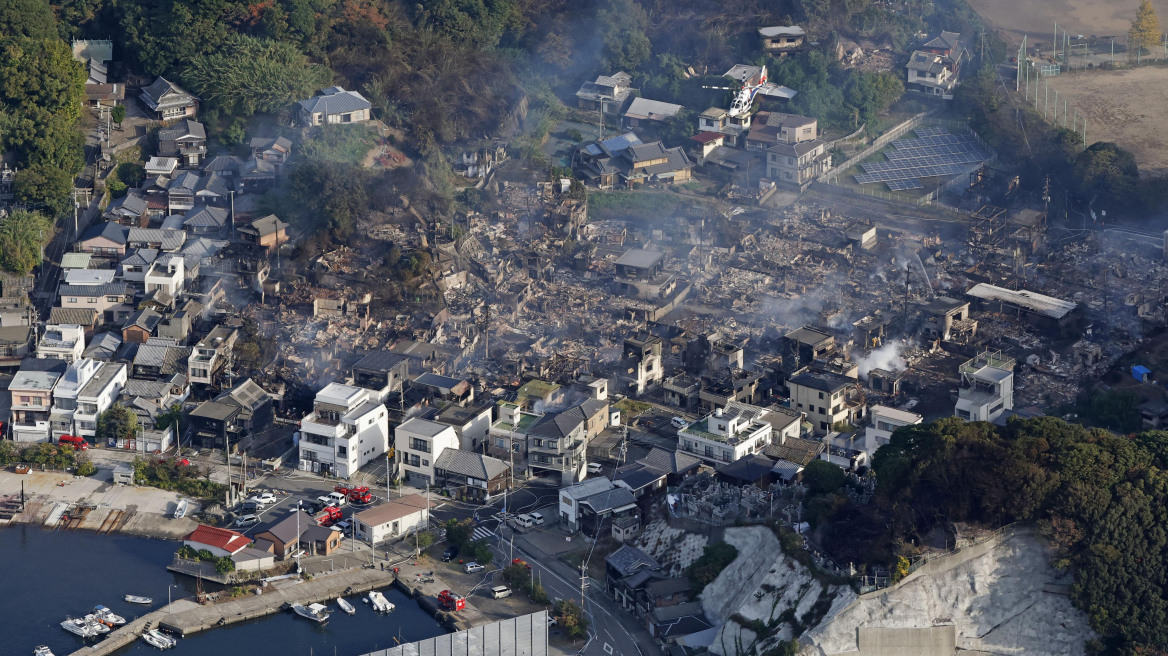 Ένας νεκρός και μία τραυματίας μετά από μεγάλη φωτιά στην Ιαπωνία - Κάηκαν 170 κτίρια, απομακρύνθηκαν 175 άτομα, δείτε βίντεο