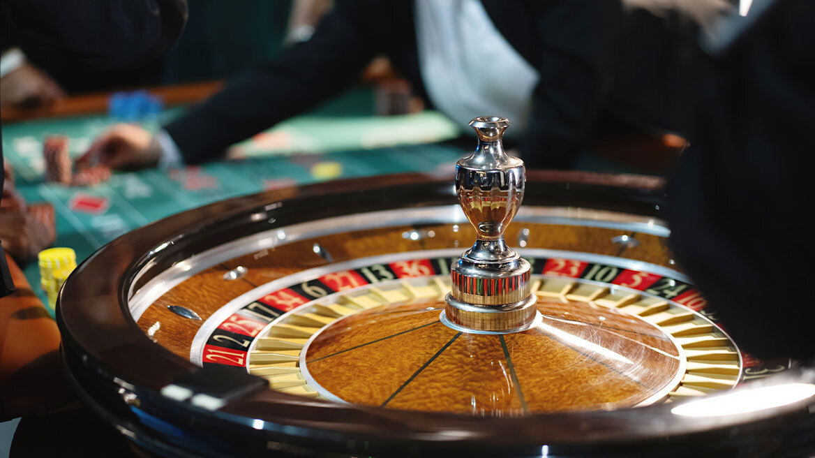 «Ο αρχηγός είναι χαρισματικός, καταφέρνει και σε πείθει» - Τι αποκάλυψε ο χρυσοχόος που έπεσε θύμα του κυκλώματος με το καζίνο