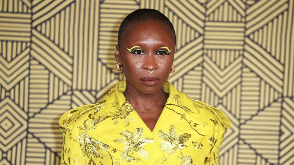 Σίνθια Ερίβο: Ο πατέρας της την εγκατέλειψε σε σταθμό τρένου όταν ήταν 16 ετών - «Δεν πίστευα ότι θα πονέσει τόσο»