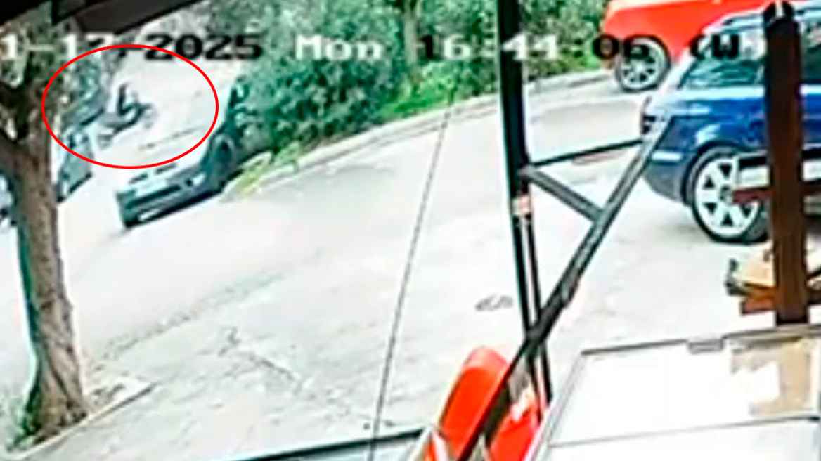 Νέος Κόσμος: Ο 29χρονος είχε τραυματίσει με κοπίδι τρία άτομα έναν μήνα πριν τον θανάσιμο ξυλοδαρμό του 58χρονου - Γνώριζε πολεμικές τέχνες