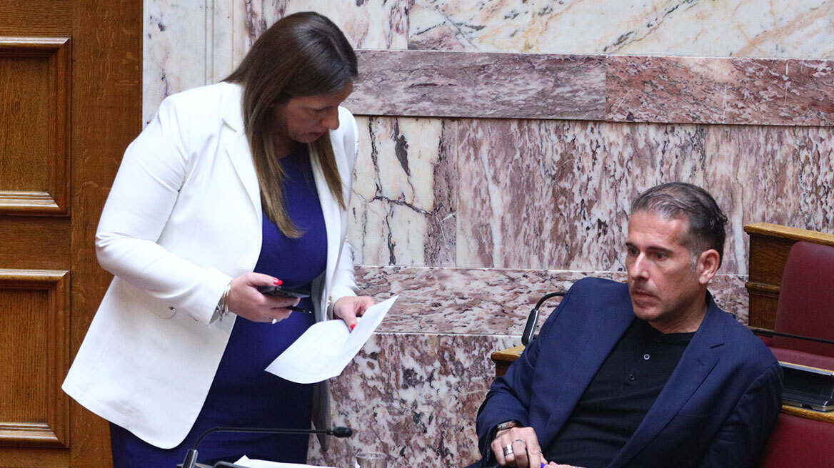 Ύμνοι Ζωής Κωνσταντοπούλου στον Καραναστάση: «Είναι ο ιθύνων νους, ο εμπνευστής κι ο στρατηγός»