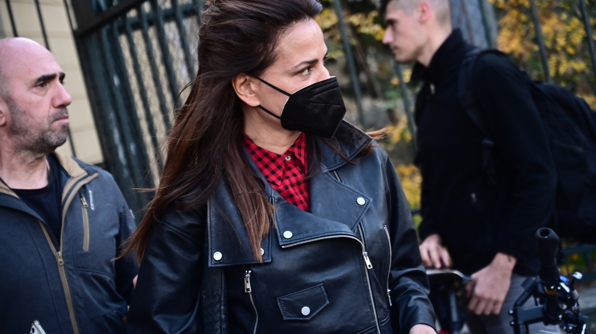 Οκτώ μήνες φυλάκιση με αναστολή στη Δήμητρα Ματσούκα - Ένοχη για όλες τις κατηγορίες η ηθοποιός